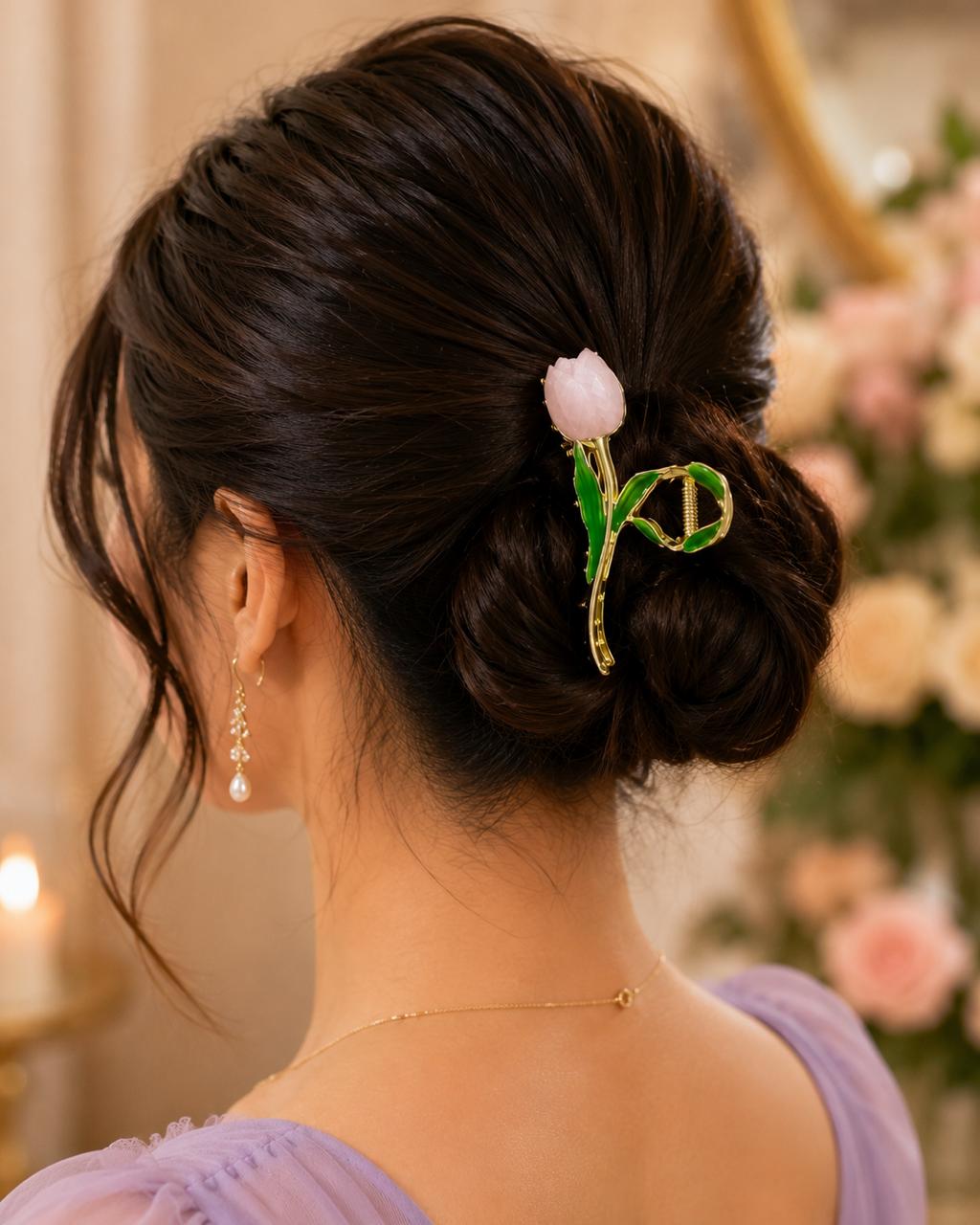 Stile Sovrano Tulipa Royale Tulip Hair Clutcher for Women | Luxury Gold-Tone Floral Claw Clip | Premium Designer Hair Accessory
