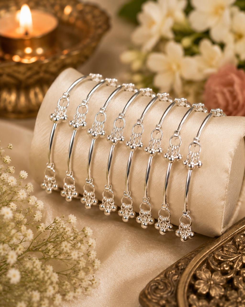 Stile Sovrano Gulshan-e-Kashmir Traditional Silver-Toned Ghungroo Bangles Set for Women | Kashmiri Ethnic Statement Bangles (Set of 8)
