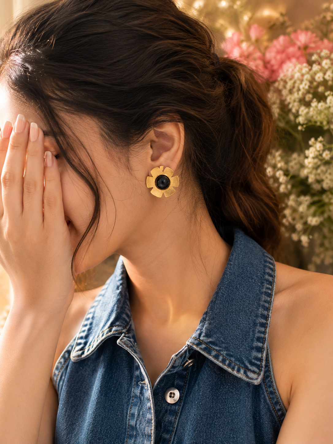 Gold Floral Cabochon Stud Earrings Red Green Blue Black – Stile Sovrano
