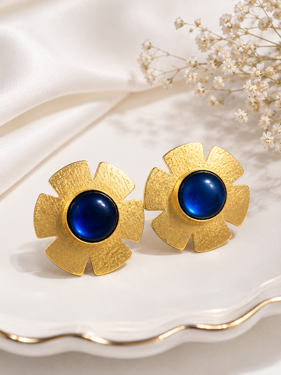 Gold Floral Cabochon Stud Earrings Red Green Blue Black – Stile Sovrano
