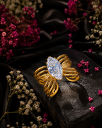 Marquise Cut Gemstone Statement Ring Gold Tone – Stile Sovrano