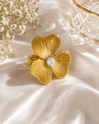 Gold Poppy Flower Pearl Statement Ring – Stile Sovrano