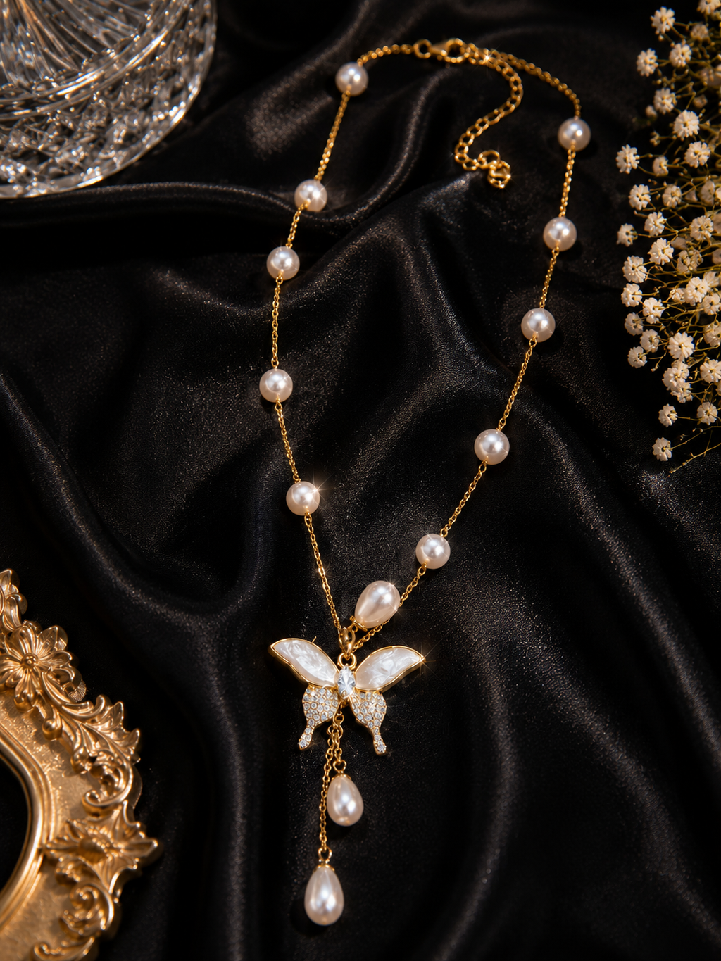 Mother of Pearl Butterfly Pendant Necklace with Pearls – Stile Sovrano