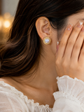 Freshwater Pearl Stud Earrings Gold Halo – Stile Sovrano